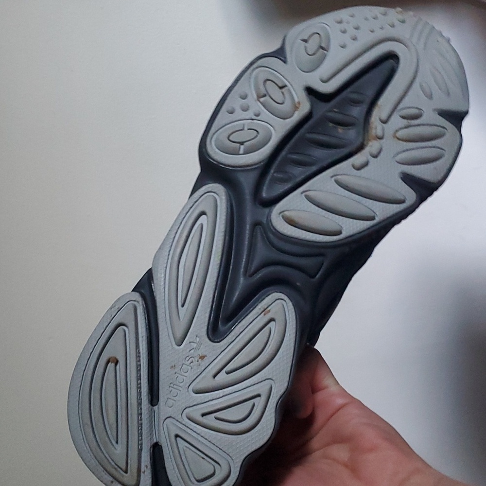 Ozweego Plus - image 4